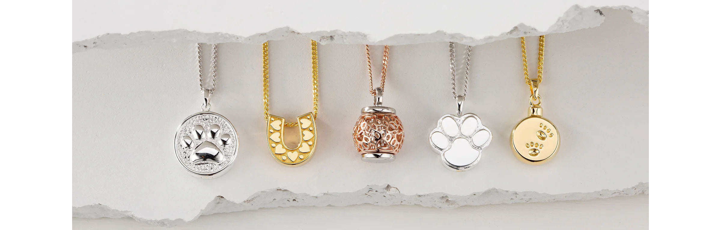 Pet Cremation Jewellery by Ashlocks