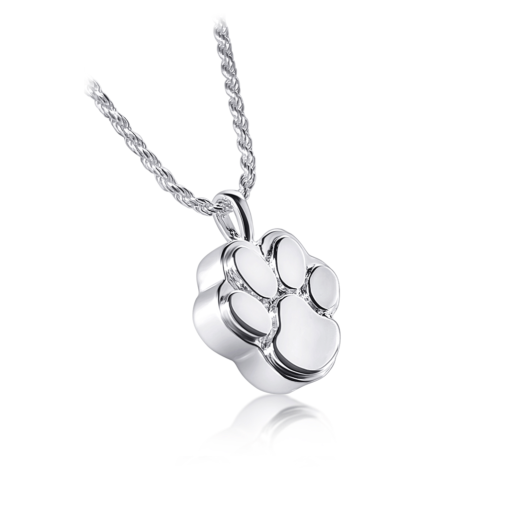 photo of paw print jewellery on necklace chain