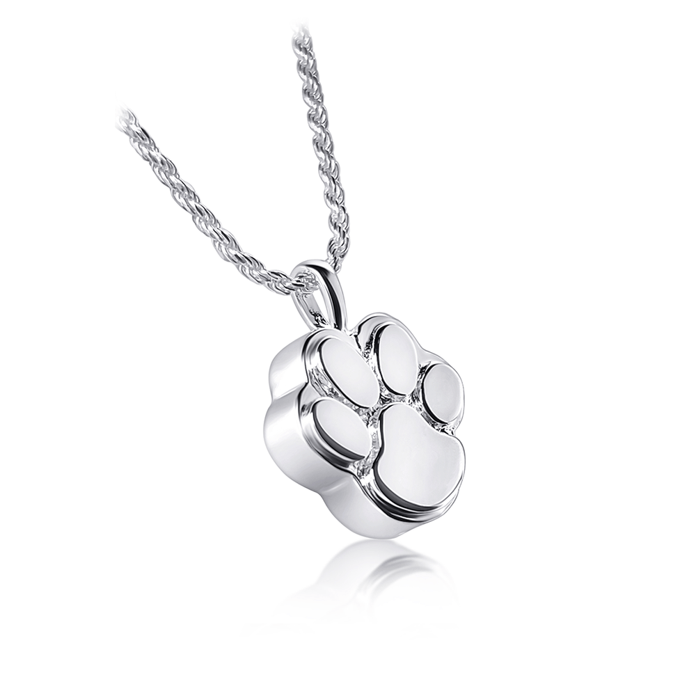 photo of paw print jewellery on necklace chain